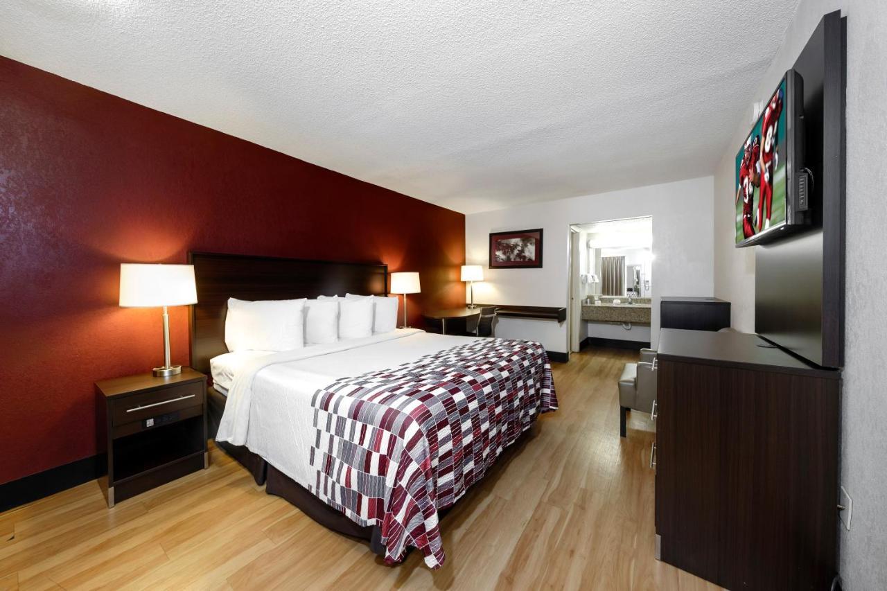 Red Roof Inn Atlanta - Suwanee/Mall Of Georgia Eksteriør billede